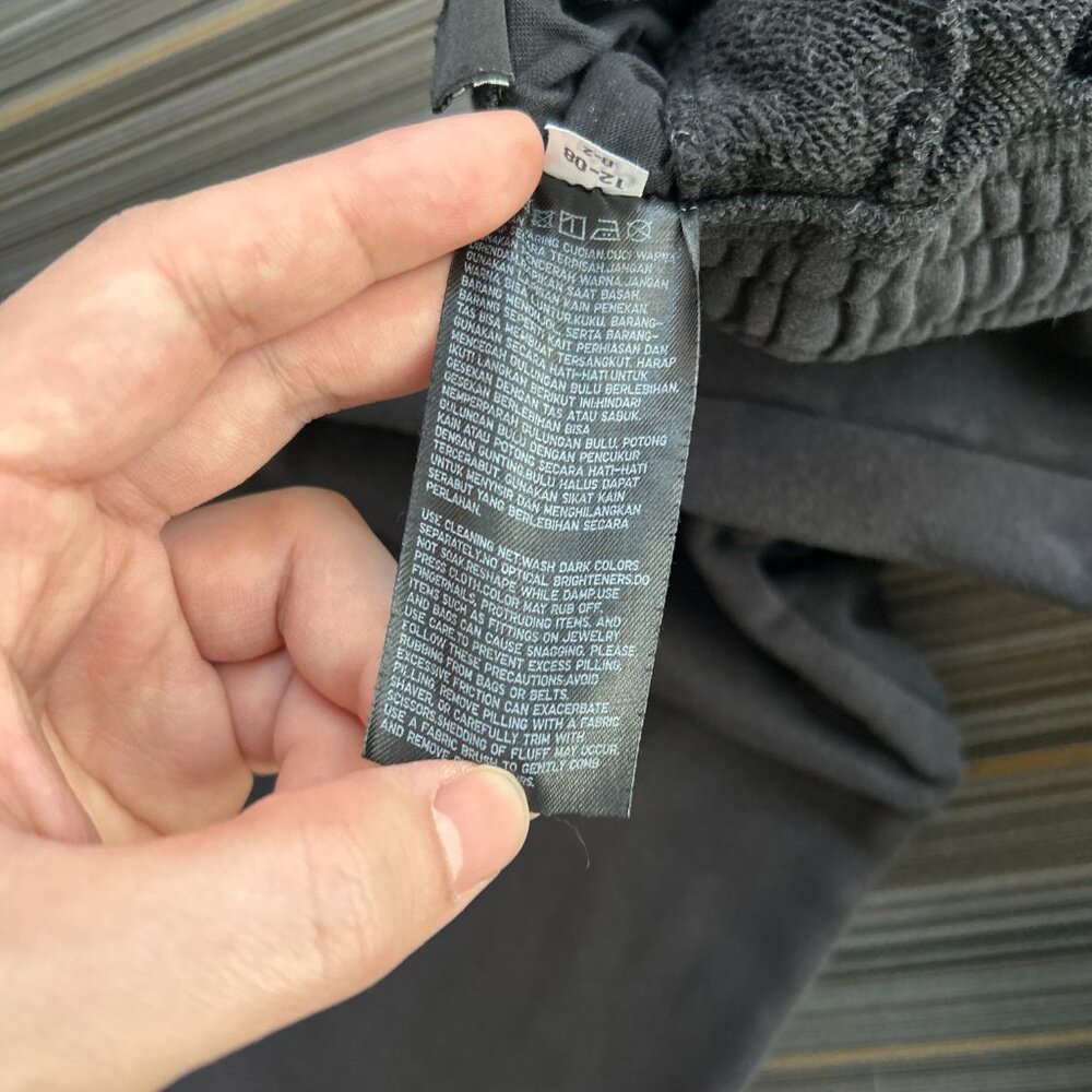 Uniqlo Grey sweatpants - Picture 4 of 6